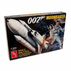 AMT 1/200 Moonraker Shuttle W/Boosters James Bond