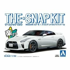 Aoshima 05639 - 1/32 Nissan GT-R - Brilliant White Pearl