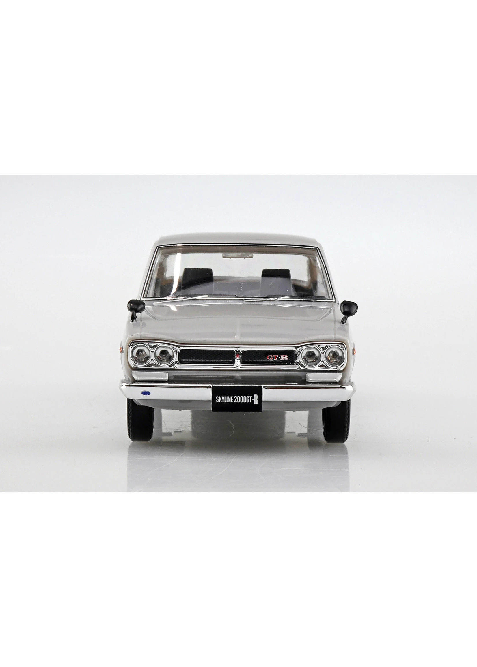 Aoshima 05882 - 1/32 Nissan Skyline 2000 GT-R - Silver - Image 3