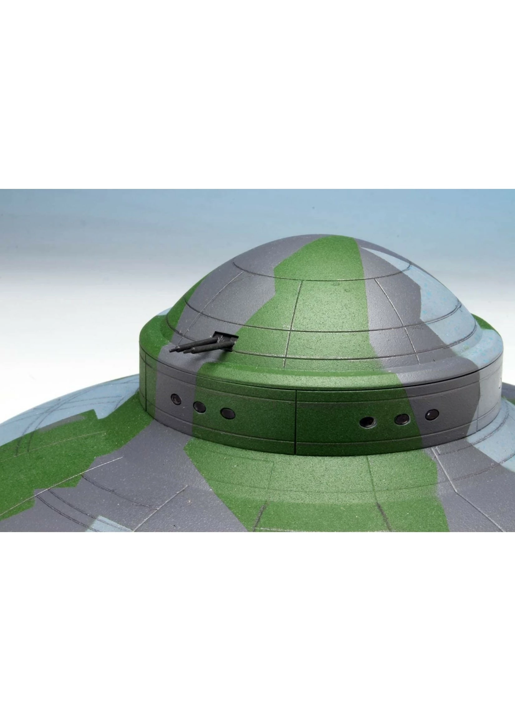 Pegasus Hobbies 9119 - 1/144 Haunebu II Saucer - Image 4