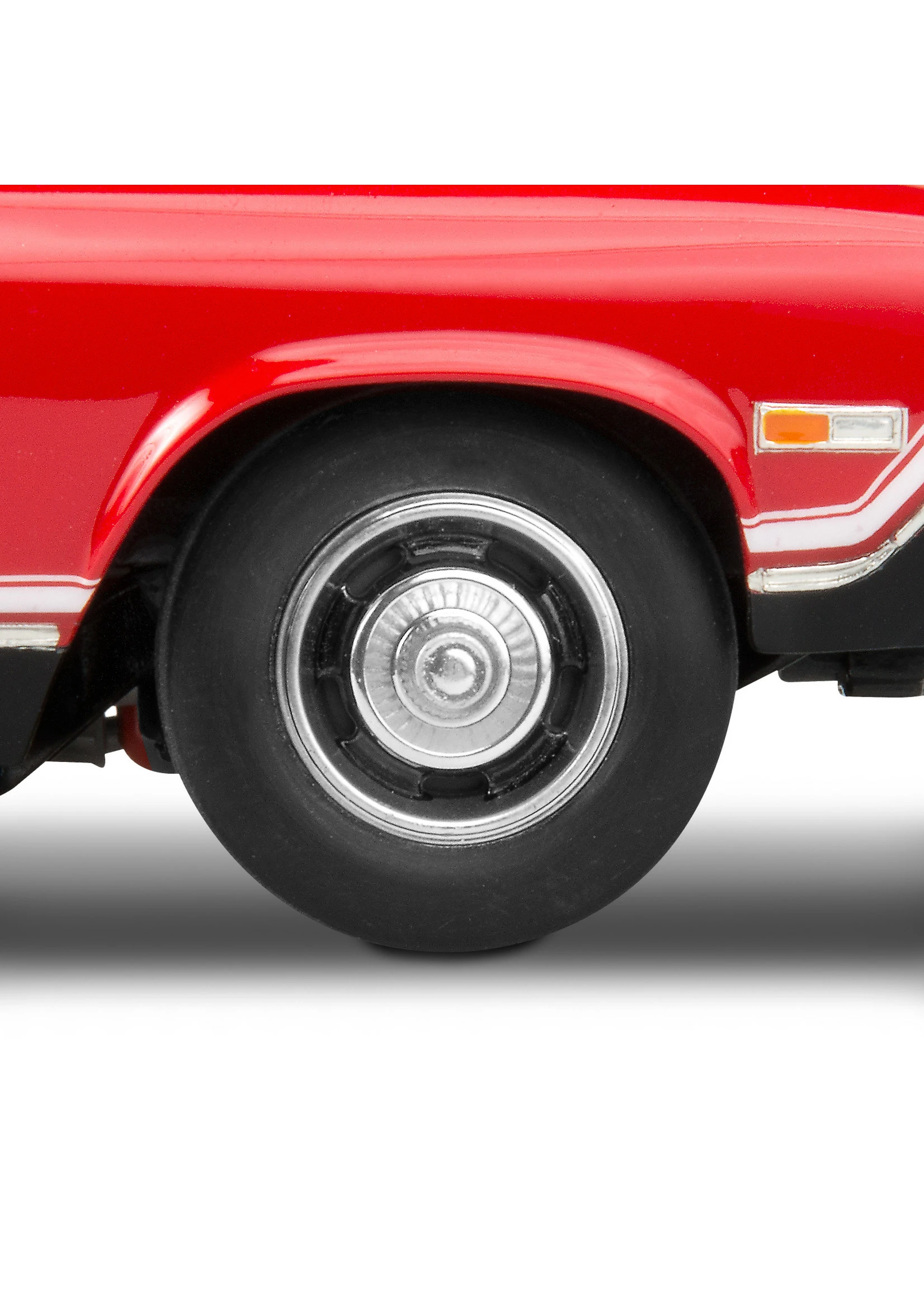 Revell 4445 - 1/25 1968 Chevelle SS 396 - Image 5