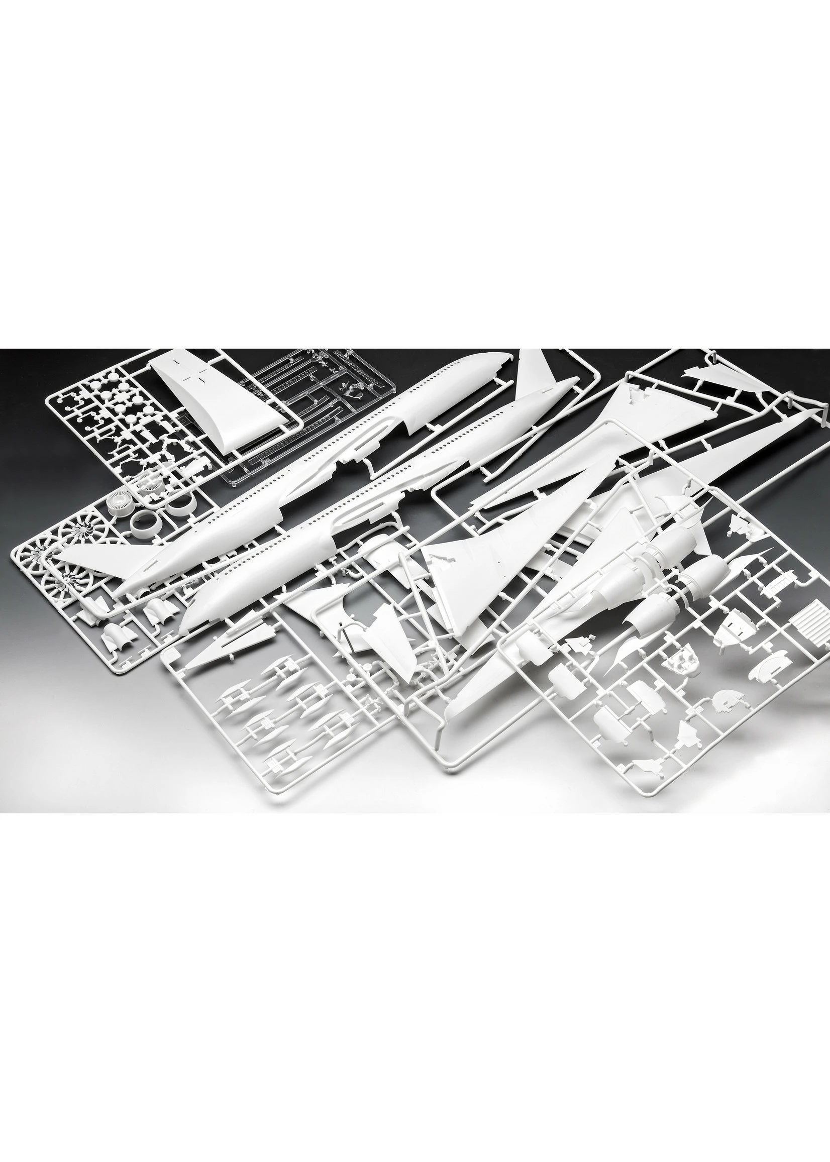 Revell Of Germany 03881 - 1/144 Airbus A350-900 Lufthansa New Livery - Image 2