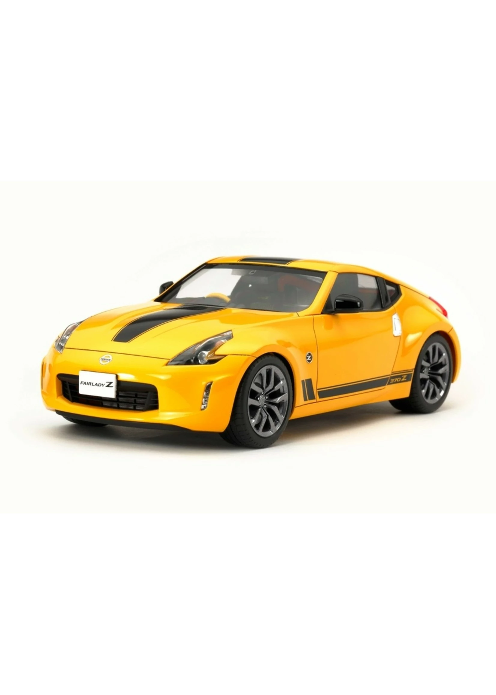 Tamiya 24348 - 1/24 Nissan 370Z Heritage Edition - Image 2