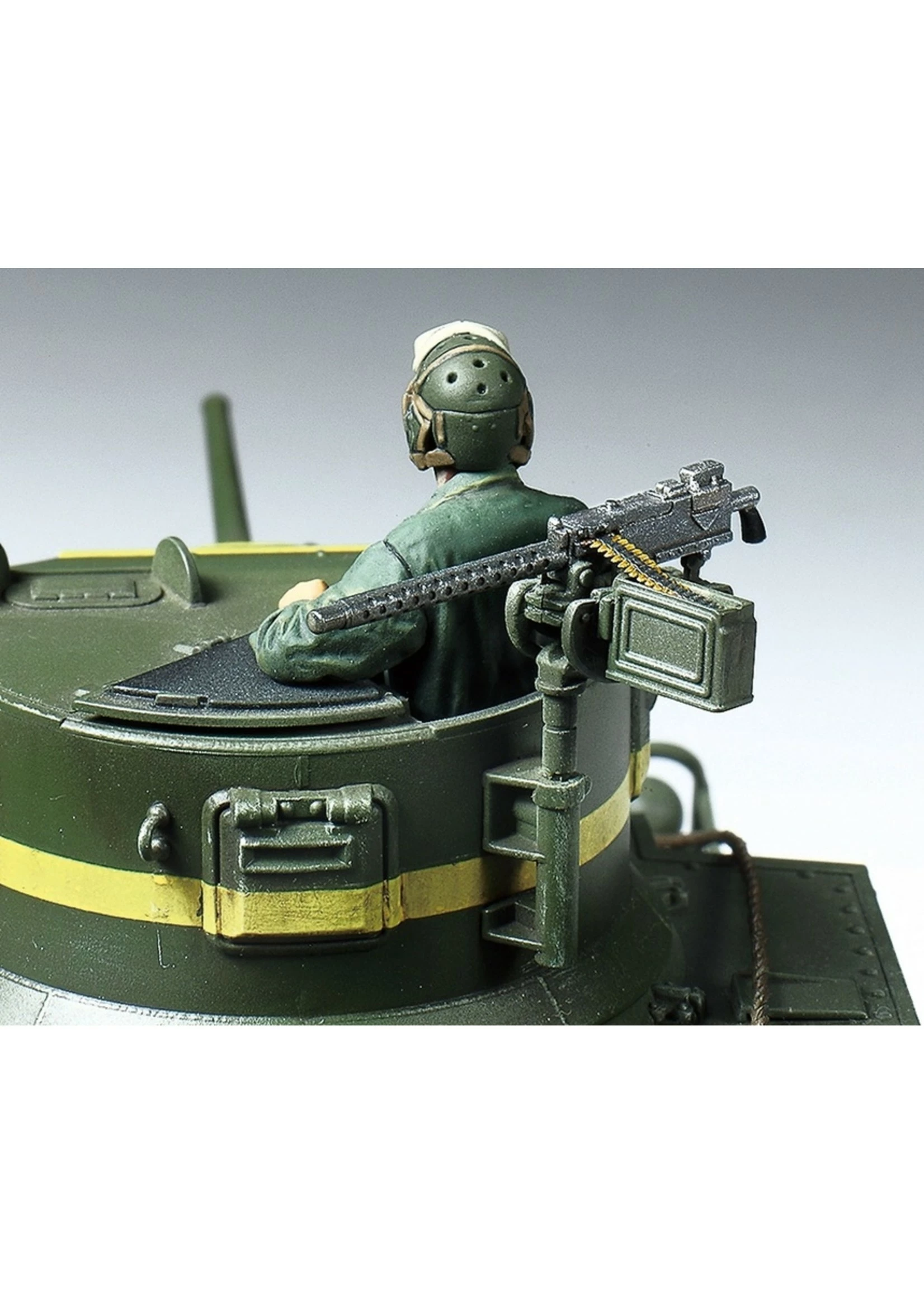 Tamiya 35360 - 1/35 U.S. Light Tank M3 Stuart - Image 4