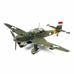 Tamiya 37008 - 1/48 Junkers Ju87 B-2 With Bomb Loading Set