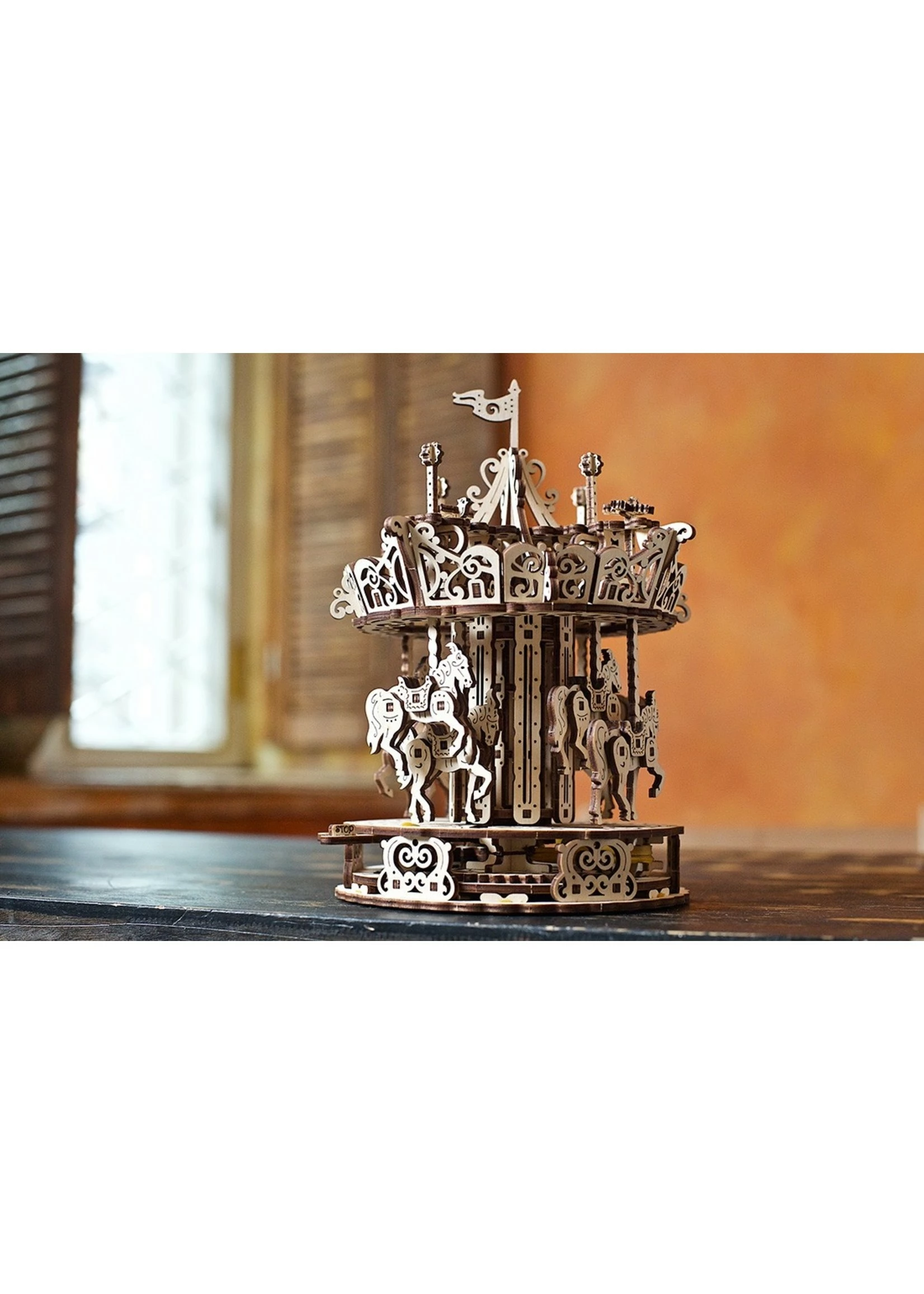 UGEARS Carousel - Image 7