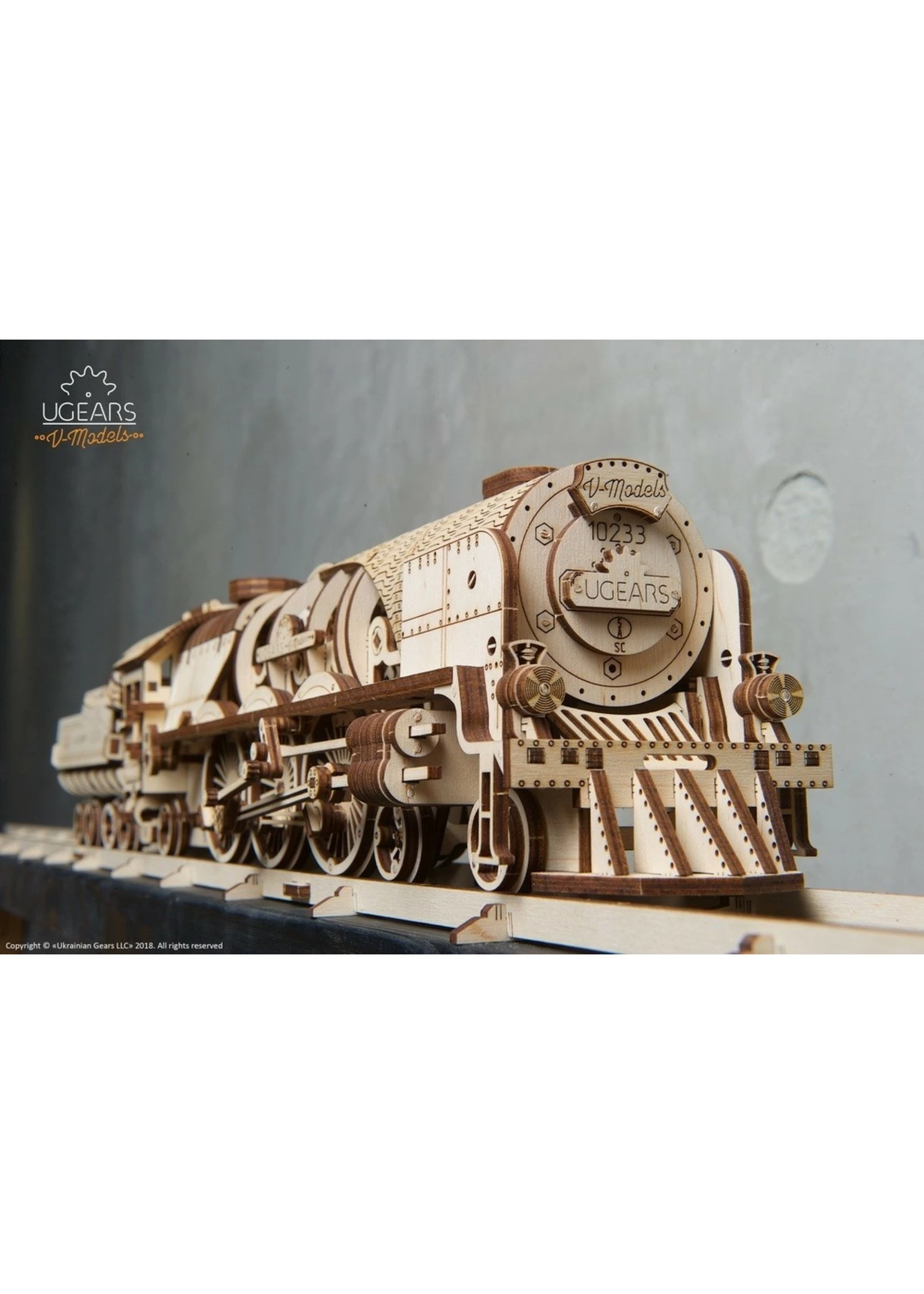 UGEARS V-Express Steam Train With Tender - Image 9